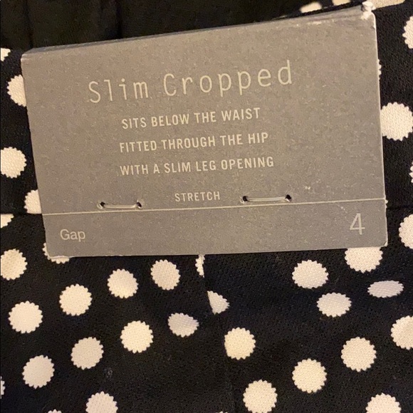 Pair of brand new slim cropped Gap trousers - Picture 4 of 4